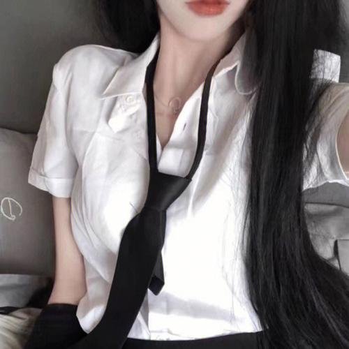 死人不穿格子衣